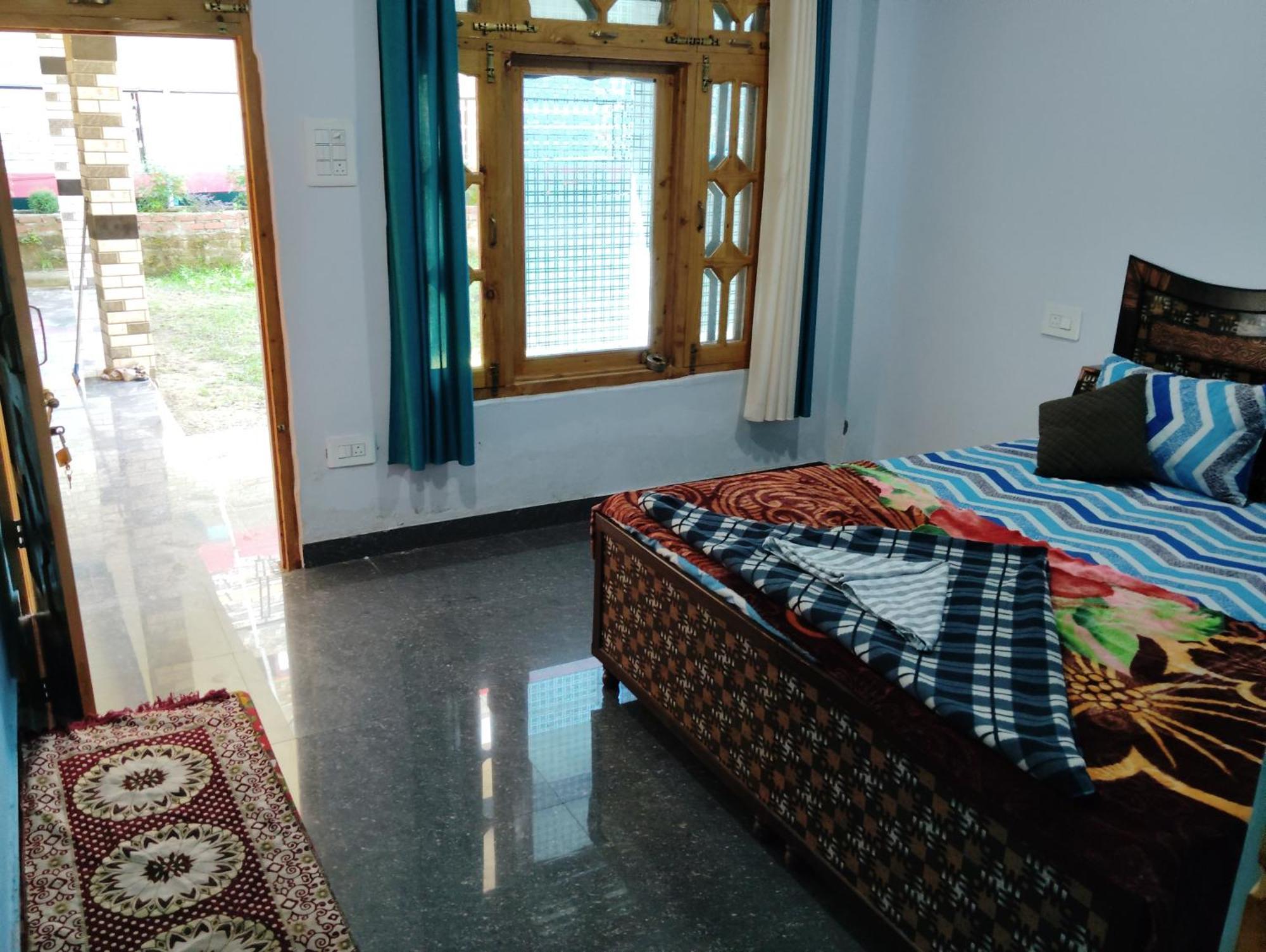 Dog N Hill Hotel Kasol Ngoại thất bức ảnh